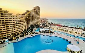 Porto Sokhna Pyramids Chalets For Familis